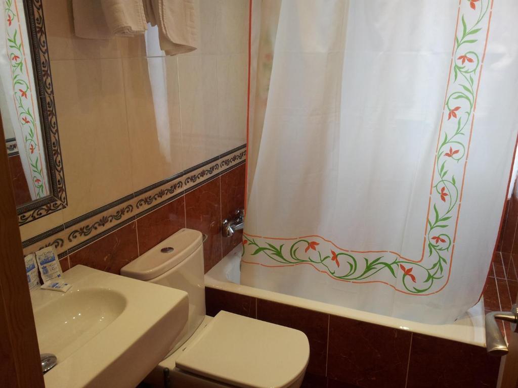Hostal Rosi Laredo Rum bild