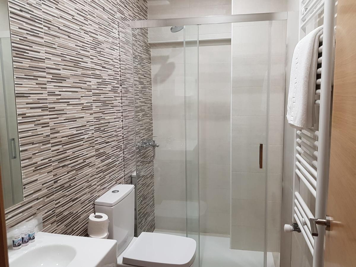 Hostal Rosi Laredo Exteriör bild